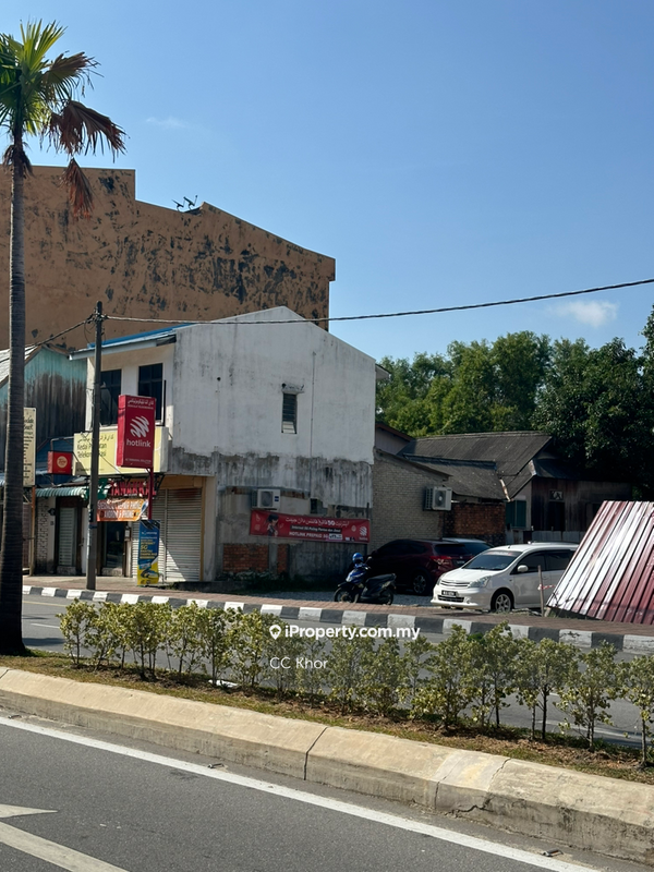 For Sale - Vacant Commercial Land