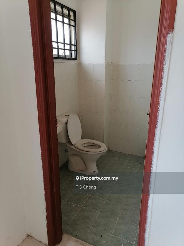 2-storey Terraced House for Sale in Bandar Saujana Putra, Tanjong Duabelas by T S Chong - iProperty.com.my