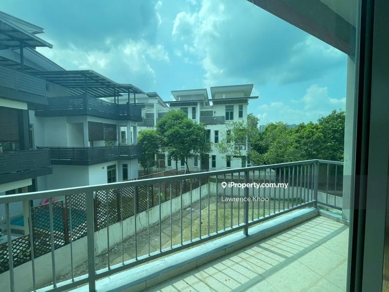 Rumah Berkembar untuk Dijual di D'island residence, Puchong Perdana oleh Lawrence Khoo - iProperty.com.my