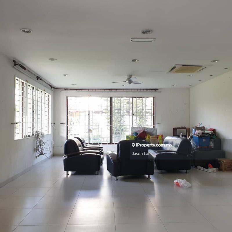 Bungalow House for Sale in Bukit Rahman Putra, Sungai Buloh by Jason Lai - iProperty.com.my