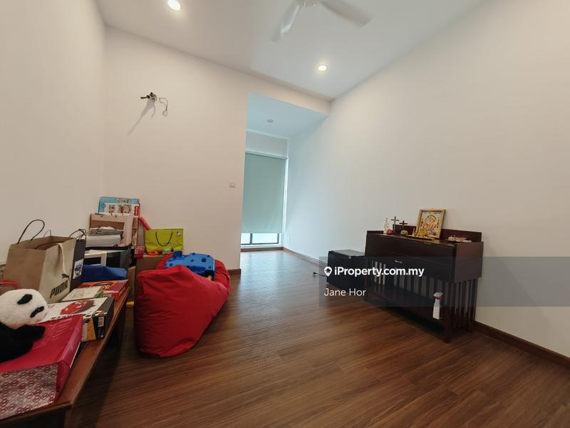 Rumah Berangkai 3 Tingkat untuk Dijual di 16 Sierra, Puchong oleh Jane Hor - iProperty.com.my
