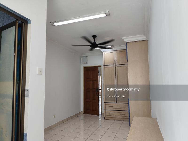 Rumah Berangkai 3 Tingkat untuk Disewa di Taman Megah Kepong, Desa Parkcity oleh Dickson Lau - iProperty.com.my