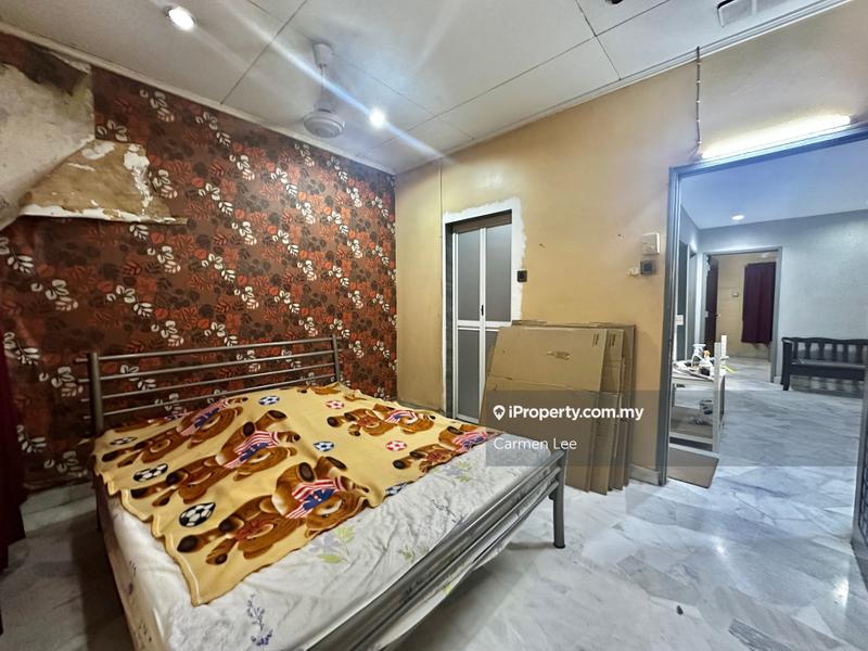 Rumah Berangkai 1.5 Tingkat untuk Dijual di Usj 2, Subang Jaya oleh Carmen Lee - iProperty.com.my