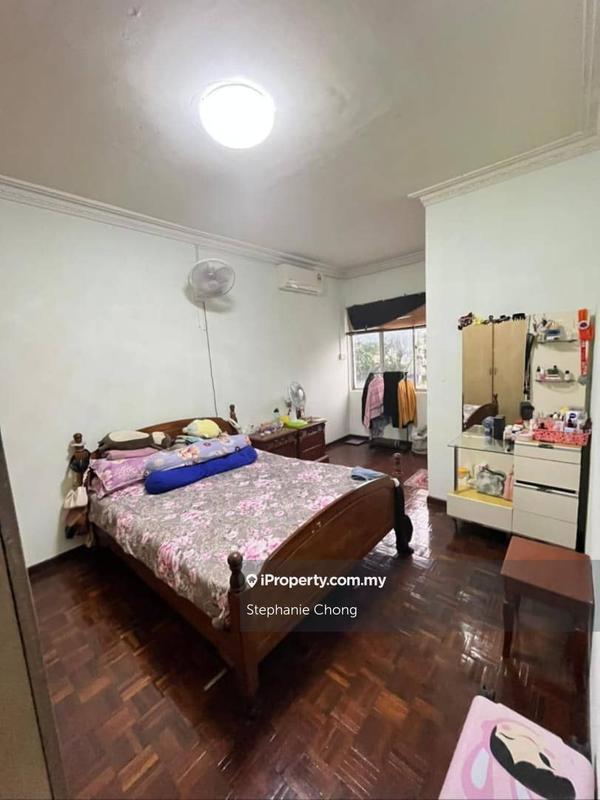 Condominium for Sale in University Tower by Stephanie Chong - iProperty.com.my