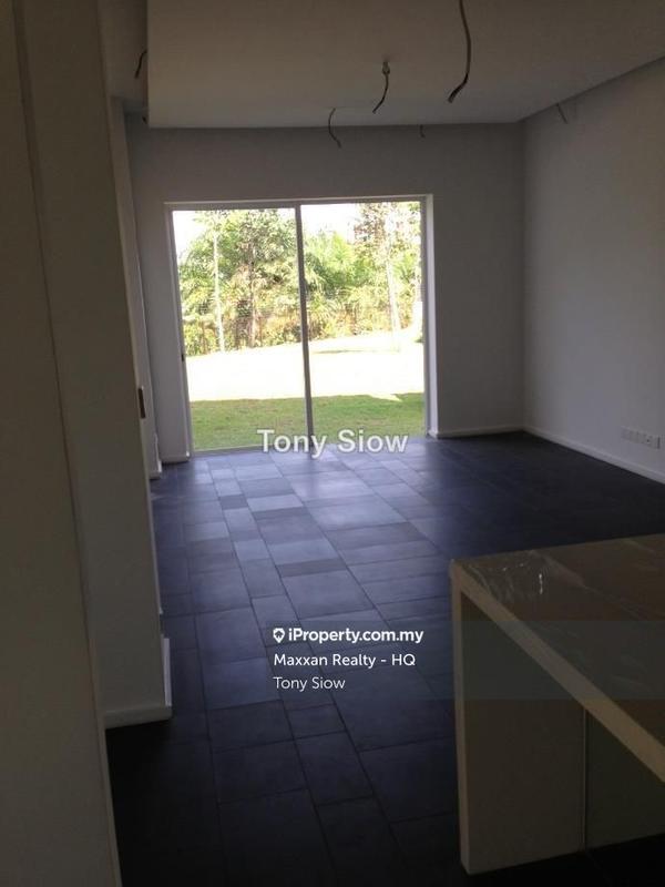 Bungalow House for Sale in Seri Pilmoor, Ara Damansara by Tony Siow - iProperty.com.my