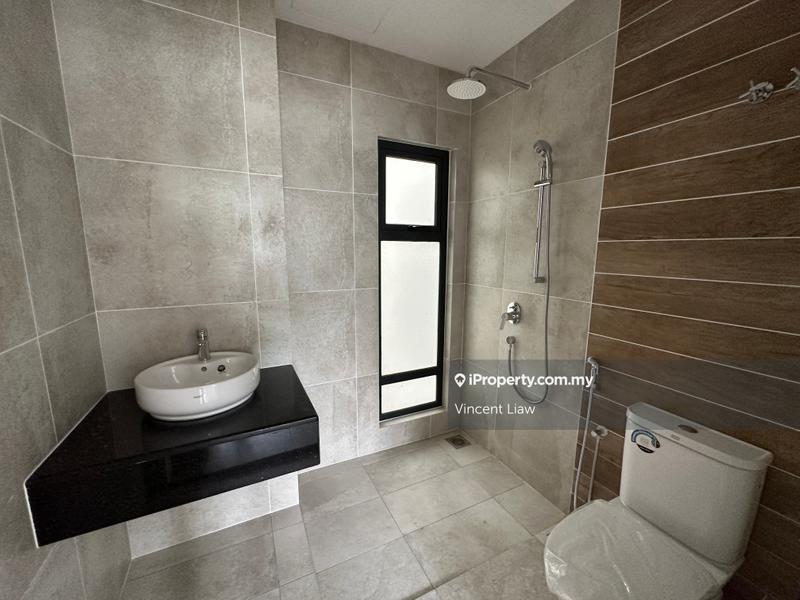 Semi-Detached House for Sale in The Estana 32, Kota Damansara by Vincent Liaw - iProperty.com.my