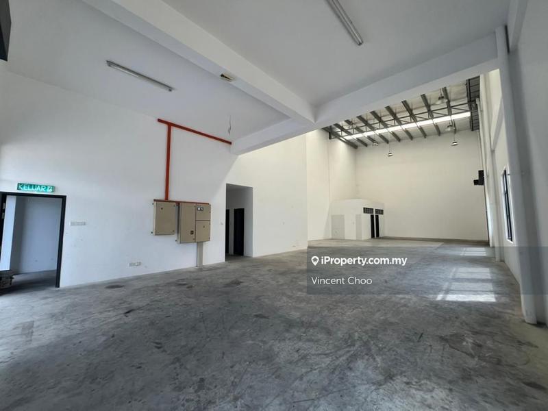 For Rent - PUNCAK ALAM | BU 3,900SF | 1.5 STY CLUSTER | AVAILABLE NOW | FOR RENT