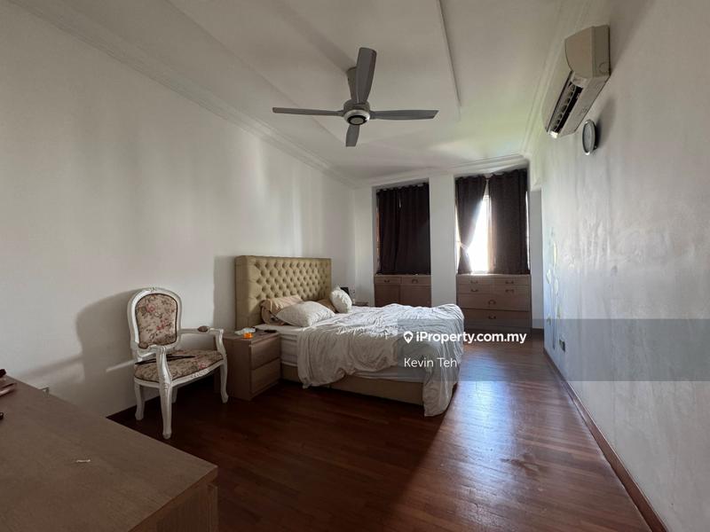 For Sale - La Grande Kiara