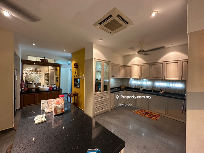 2.5-storey Terraced House for Sale in USJ Heights, Subang Jaya by Tony Siow - iProperty.com.my