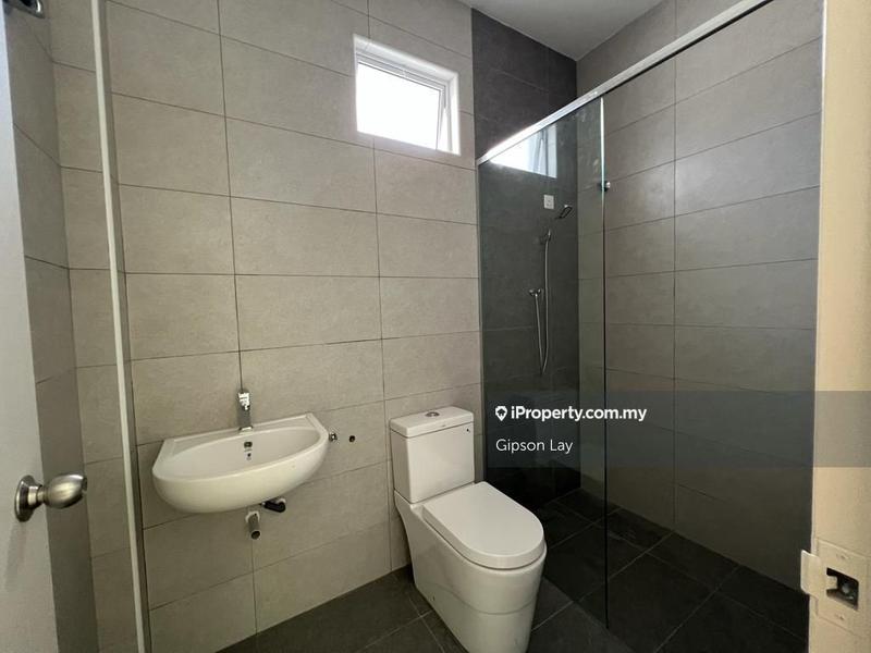 Rumah Berkembar untuk Dijual di Taman Bukit Perdana, Kluang oleh Gipson Lay - iProperty.com.my