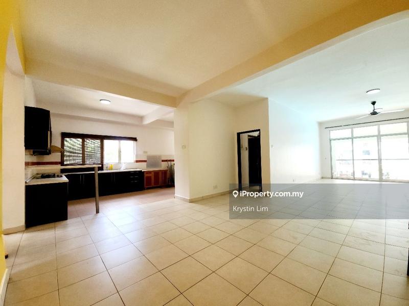 For Sale - Lakes Condominiums / Pangsapuri Tasik