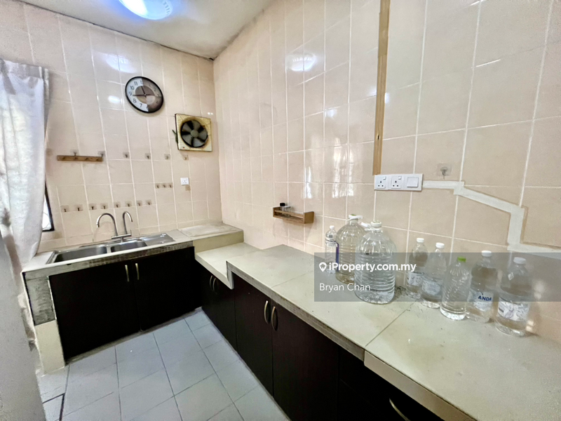 2-storey Terraced House for Sale in Taman Kelana Idaman, Ara Damansara by Bryan Chan - iProperty.com.my