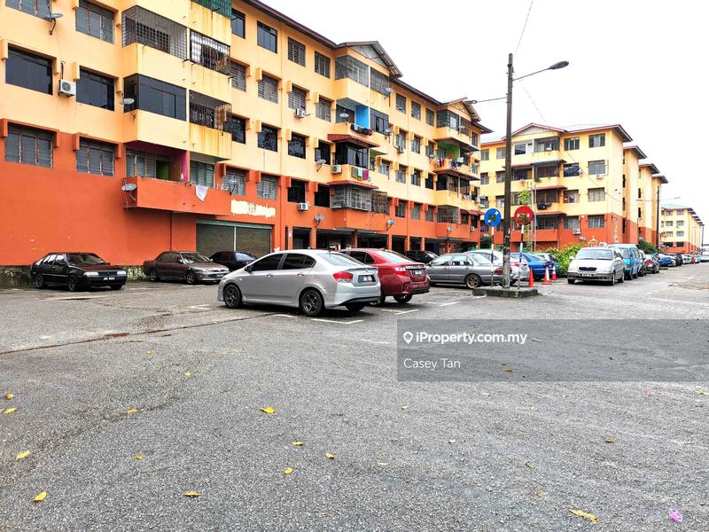 Rumah Pangsa untuk Dijual di Taman Johor Jaya oleh Casey Tan - iProperty.com.my