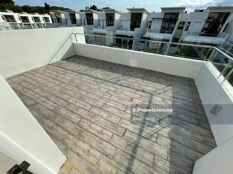 Rumah Berangkai 3 Tingkat untuk Dijual di Lake Fields, Sungai Besi oleh Jason Vong - iProperty.com.my