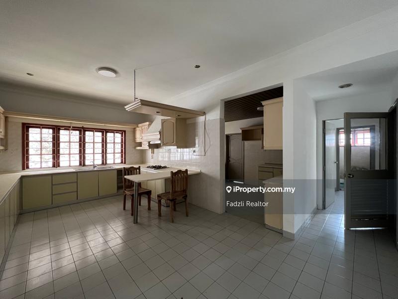Bungalow House for Sale in Taman TAR (Tun Abdul Razak), Ampang by Fadzli Realtor - iProperty.com.my