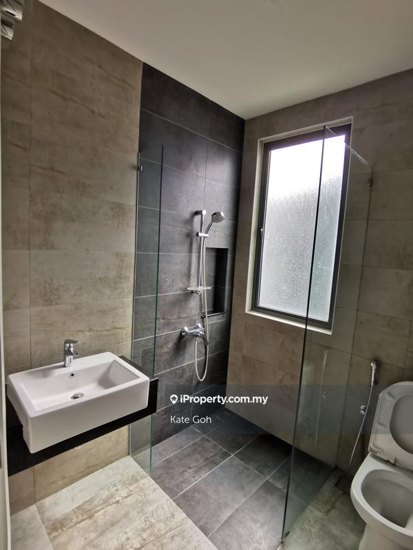 Rumah Berkembar untuk Dijual di Setia Eco Glades, Cyberjaya oleh Kate Goh - iProperty.com.my