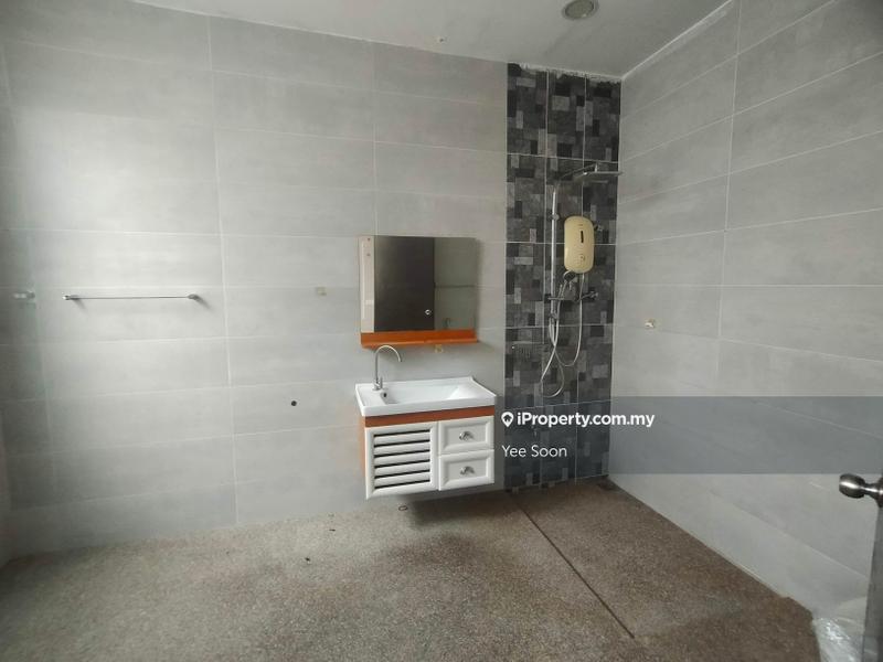 Semi-Detached House for Sale in Kemuning Utama Permai, Shah Alam by Yee Soon - iProperty.com.my