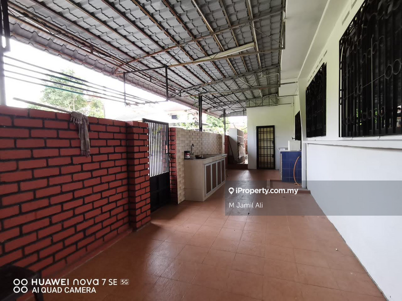 Bungalow House for Sale in Kampung Melayu, Kluang by M Jamil Ali - iProperty.com.my
