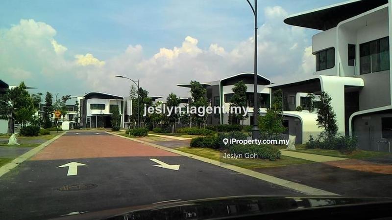 Rumah Berkembar untuk Dijual di Lepironia Gardens, Cyberjaya oleh Jeslyn Goh - iProperty.com.my