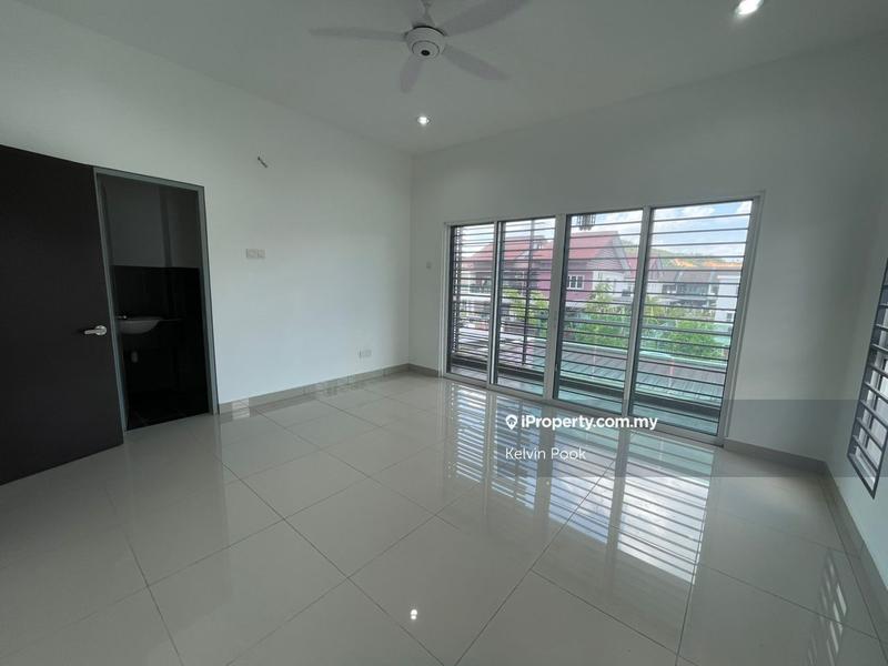 Rumah Berkembar untuk Dijual di Taman Jenderam Damai @ Dengkil, Dengkil oleh Kelvin Pook - iProperty.com.my