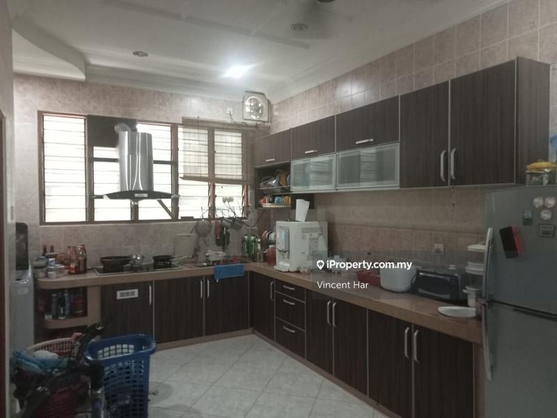 2.5-storey Terraced House for Sale in Taman Limau, Sitiawan by Vincent Har - iProperty.com.my