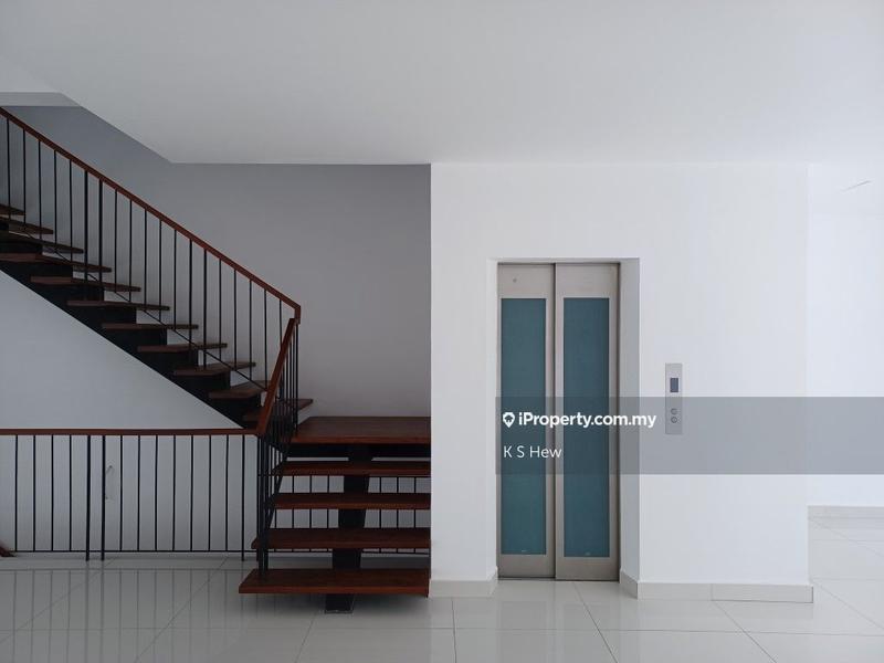 Rumah Teres 4-Tingkat untuk Dijual di Seri Kembangan, Selangor oleh K S Hew - iProperty.com.my