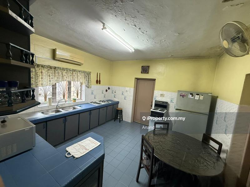 Bungalow House for Sale in Federal Hill, Bangsar by Anand - iProperty.com.my