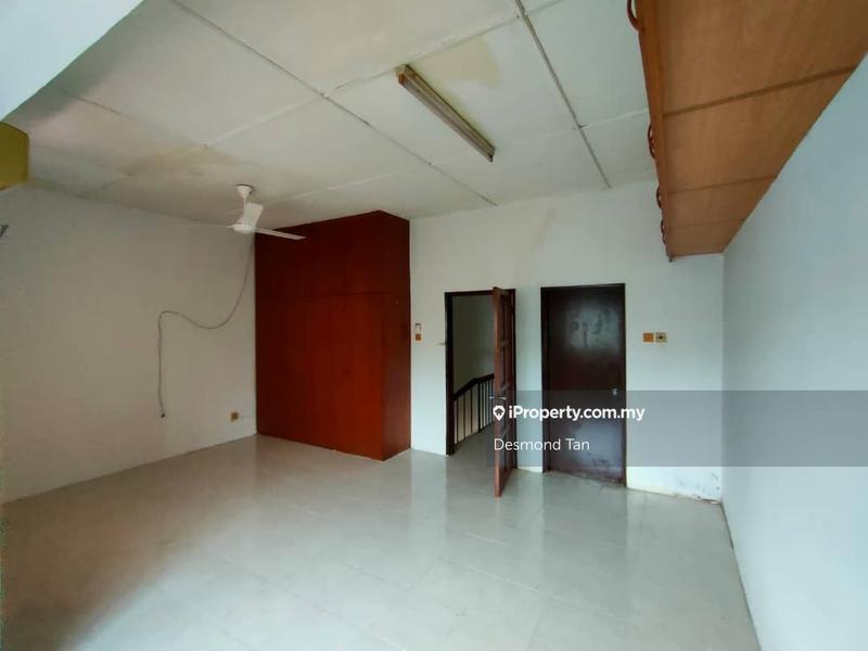 Rumah Teres 2-Tingkat untuk Dijual di Taman Mayang, Petaling Jaya oleh Desmond Tan - iProperty.com.my