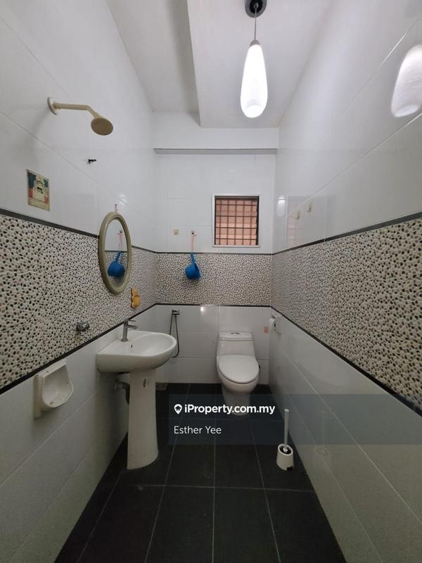 3.5-storey Terraced House for Sale in Taman Dagang Jaya, Ampang by Esther Yee - iProperty.com.my