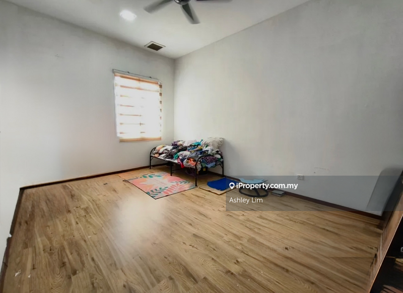 Rumah Berkembar untuk Dijual di Taman Emas, Dengkil oleh Ashley Lim - iProperty.com.my
