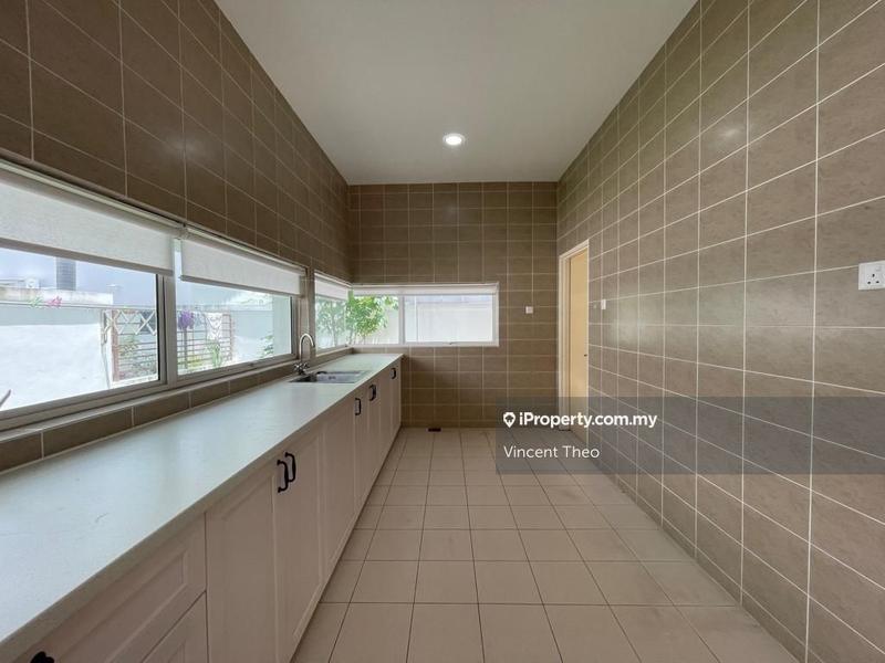 Semi-Detached House for Sale in azpo9, Bandar Kinrara by Vincent Theo - iProperty.com.my