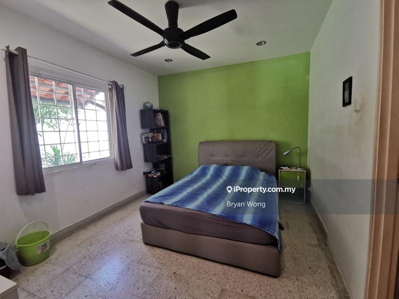 Semi-Detached House for Sale in Damansara Jaya, Petaling Jaya by Bryan Wong - iProperty.com.my
