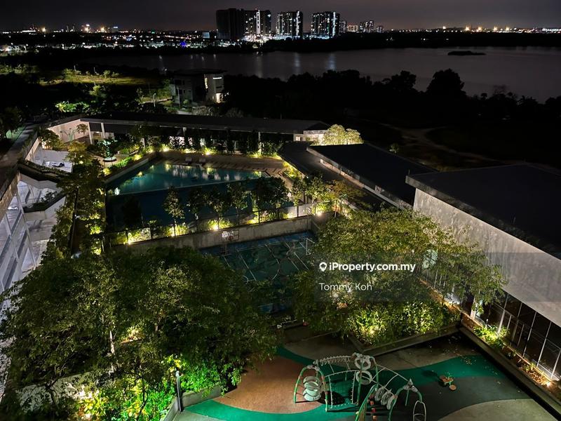 Condominium for Sale in Skyvilla @ D'Island by Tommy Koh - iProperty.com.my