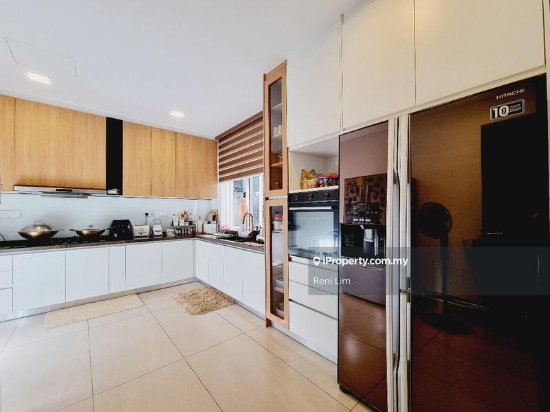 Bungalow House for Sale in Kota Damansara, Selangor by Reni Lim - iProperty.com.my