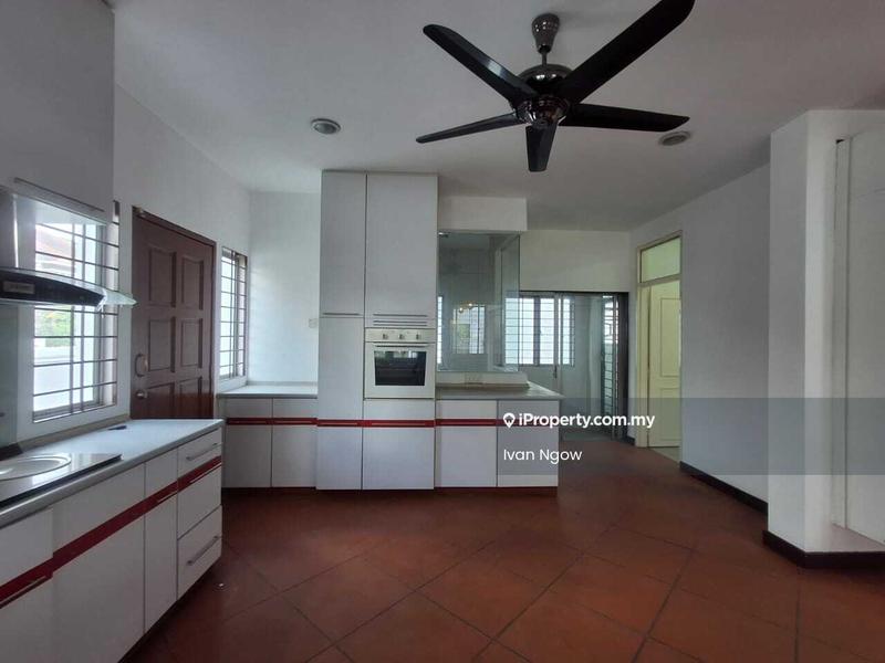 2-storey Terraced House for Sale in Pju 1a, Ara Damansara by Ivan Ngow - Kitchen - iProperty.com.my