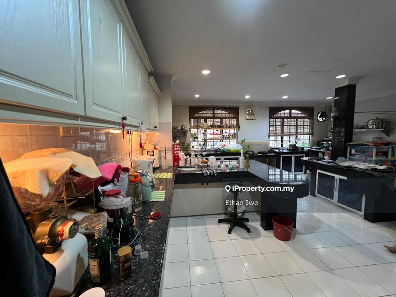 Bungalow House for Sale in Kota Damansara, Selangor by Ethan Swe - iProperty.com.my