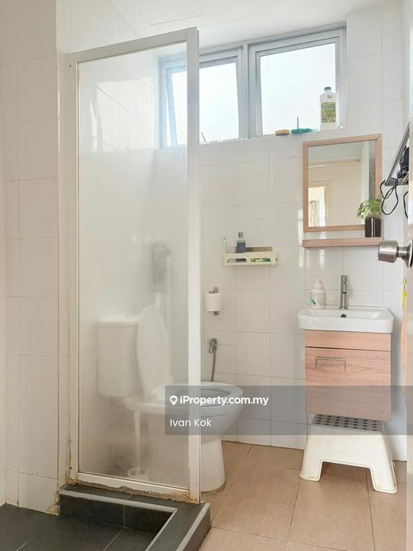 Condominium for Sale in Kelana Puteri by Ivan Kok - Bathroom - iProperty.com.my