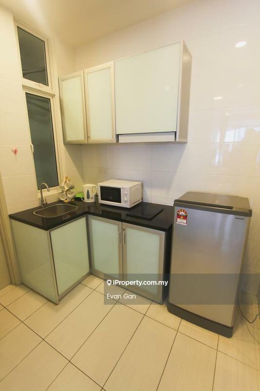 Service Residence for Sale in The Wave Residence by Evan Gan - Kitchen - iProperty.com.my