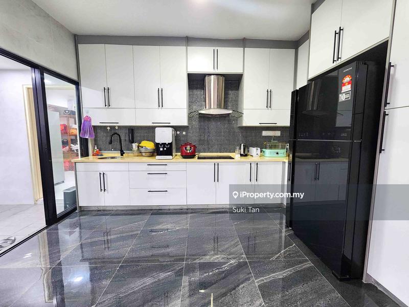 3-storey Terraced House for Sale in Lake Fields, Sungai Besi by Suki Tan - iProperty.com.my