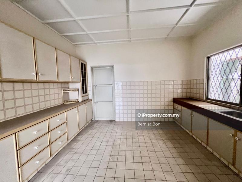 Bungalow House for Sale in Taman Tun Dr Ismail , TTDI, KL, Taman Tun Dr Ismail by Bernisa Bon - iProperty.com.my
