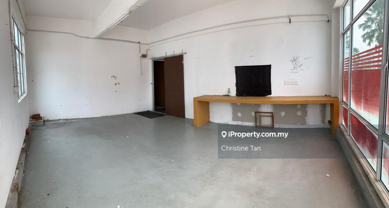 Kedai untuk Dijual di Taman Equine, Seri Kembangan oleh Christine Tan - iProperty.com.my