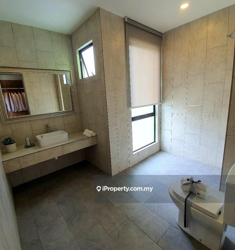 2-storey Terraced House for Sale in Residensi Lambaian 2 Bangi, Bangi by Badrul Hisyam Roslan - iProperty.com.my