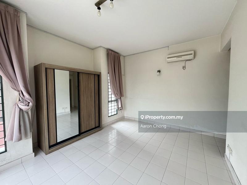 Condominium for Sale in La Vista Condominiums by Aaron Chong - iProperty.com.my