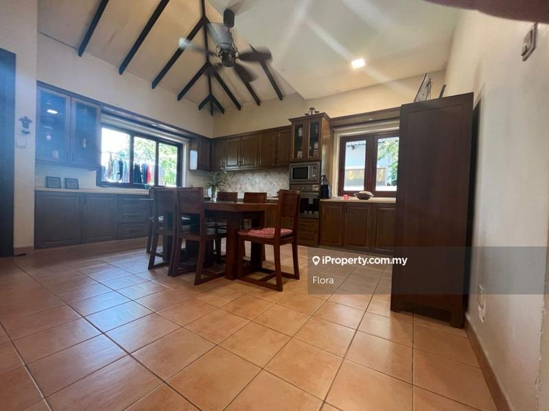 Bungalow House untuk Dijual di Subang Heights, Subang Jaya oleh Flora - iProperty.com.my