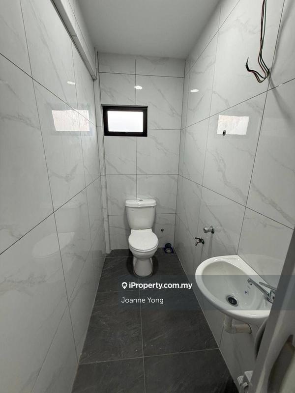 Rumah Berangkai 2 Tingkat untuk Dijual di Taman Mount Austin, Tebrau oleh Joanne Yong - iProperty.com.my