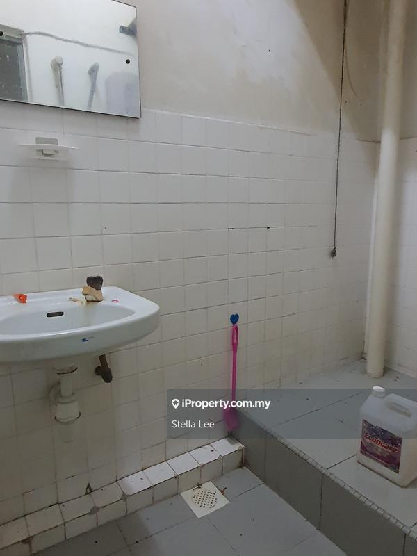 Rumah Flat untuk Dijual di Taman Minang oleh Stella Lee - iProperty.com.my
