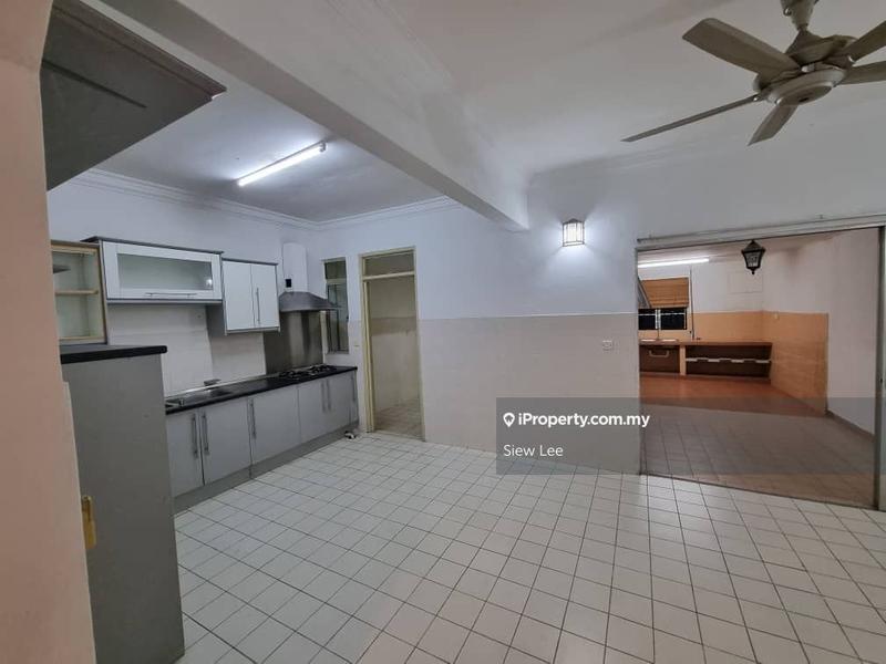 Rumah Teres 2-Tingkat untuk Dijual di Seri Utama Damansara, Kota Damansara oleh Siew Lee - iProperty.com.my