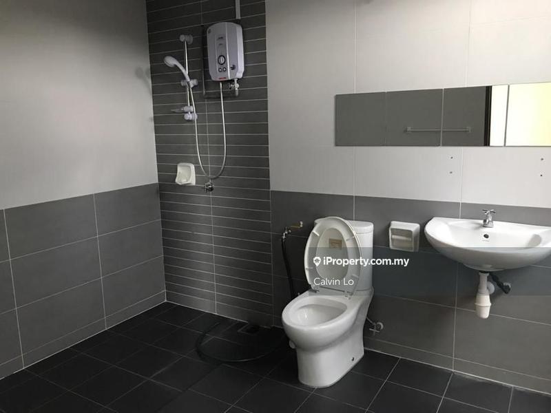 Rumah Teres 2.5-Tingkat untuk Dijual di Kinrara Residence, Puchong oleh Calvin Lo - iProperty.com.my