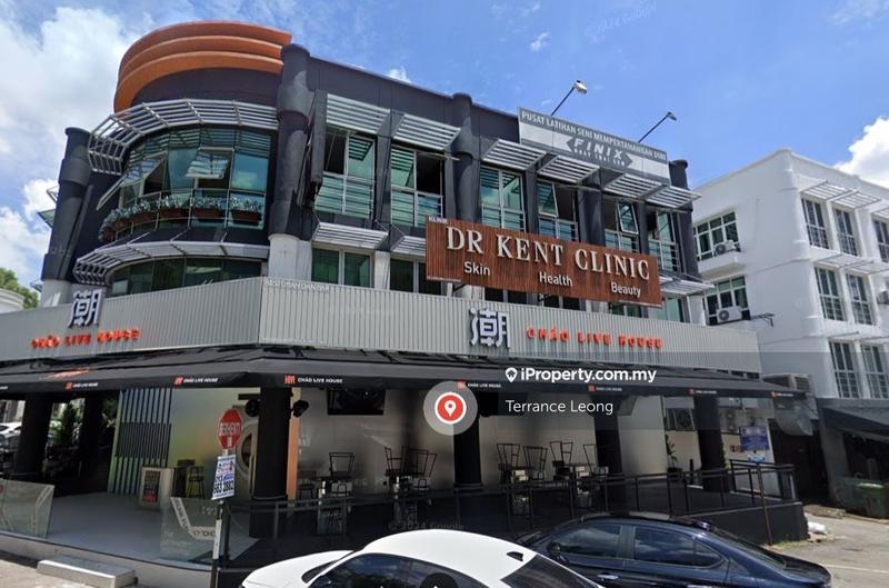 For Sale - Bandar Puteri Puchong 3 Storey Terrace Shop Office For Sale