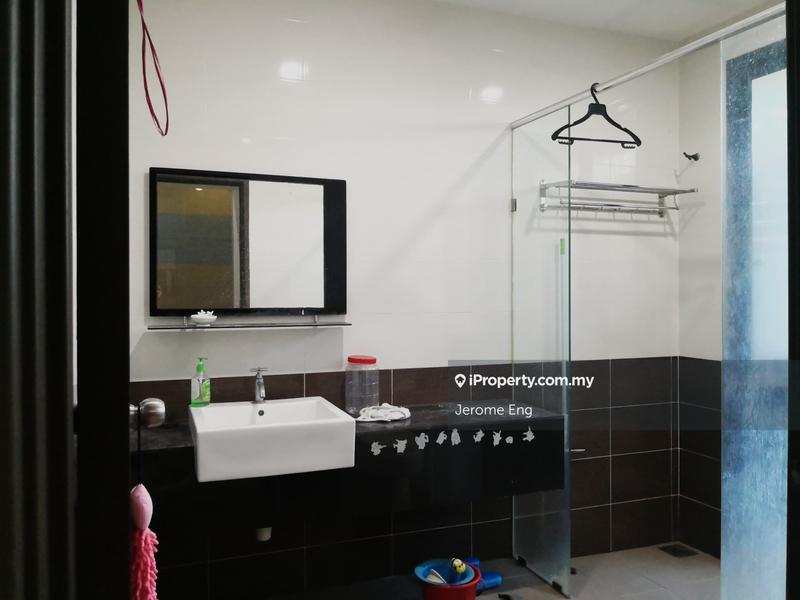 3-storey Terraced House for Sale in Southbay Residence, Batu Maung by Jerome Eng - iProperty.com.my